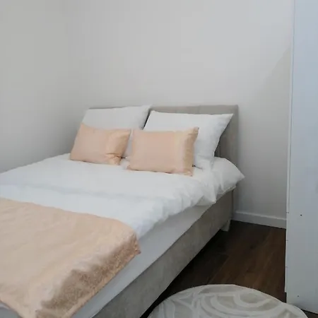 شقة Deluxe N&a5 ياهورينا